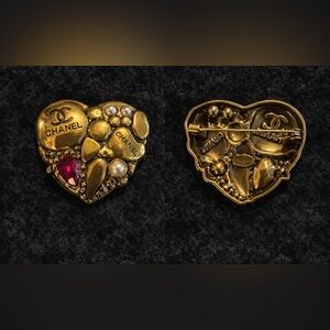 Fashion Stamped Gold Heart Brooch with Red and Pearl Accents